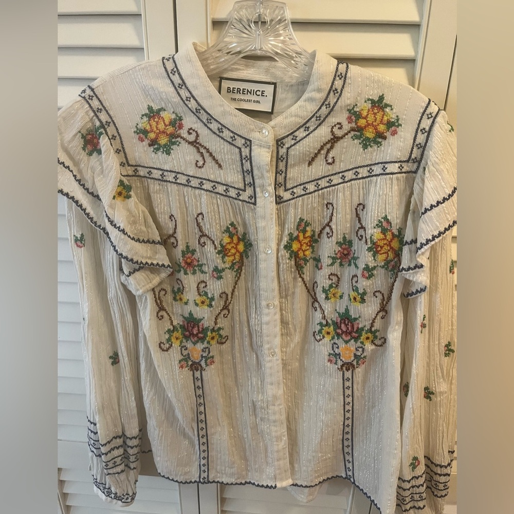 Berenice top in large